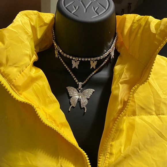 Jackets - Picture 3 of 4